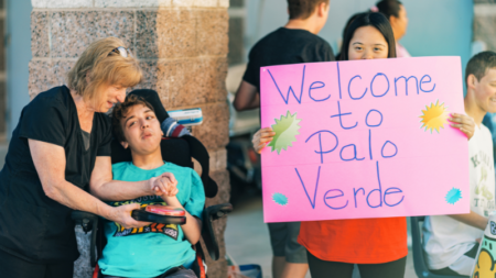 Students welcome others to Palo Verde for the sensory-friendly concert