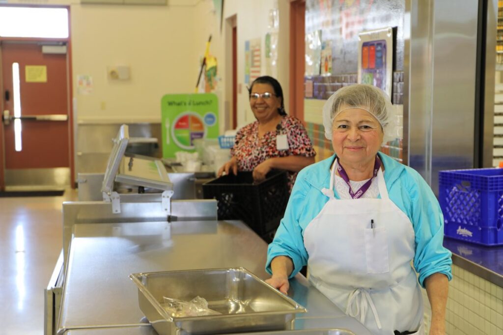 Cafeteria support professionals