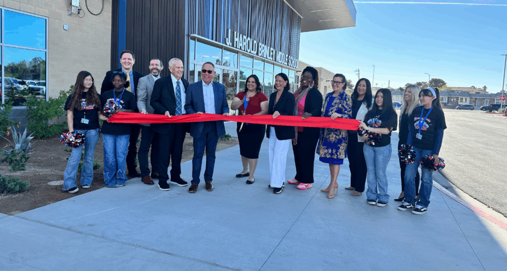 Brinley MS Holds Ribbon Cutting for Rebuilt Campus